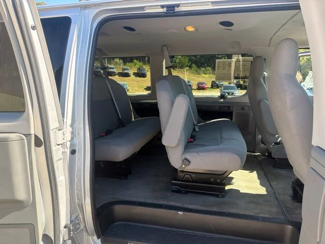 Used 2013 Silver Ford XLT image 10