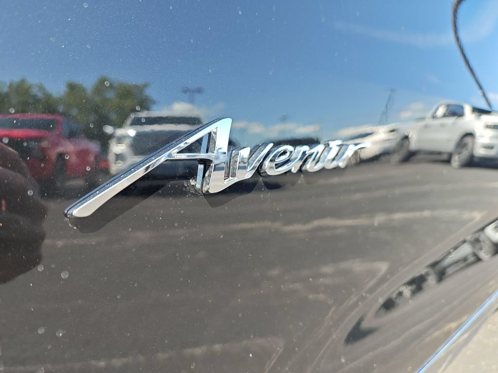 New 2026 Ebony Twilight Metallic Buick Avenir image 29