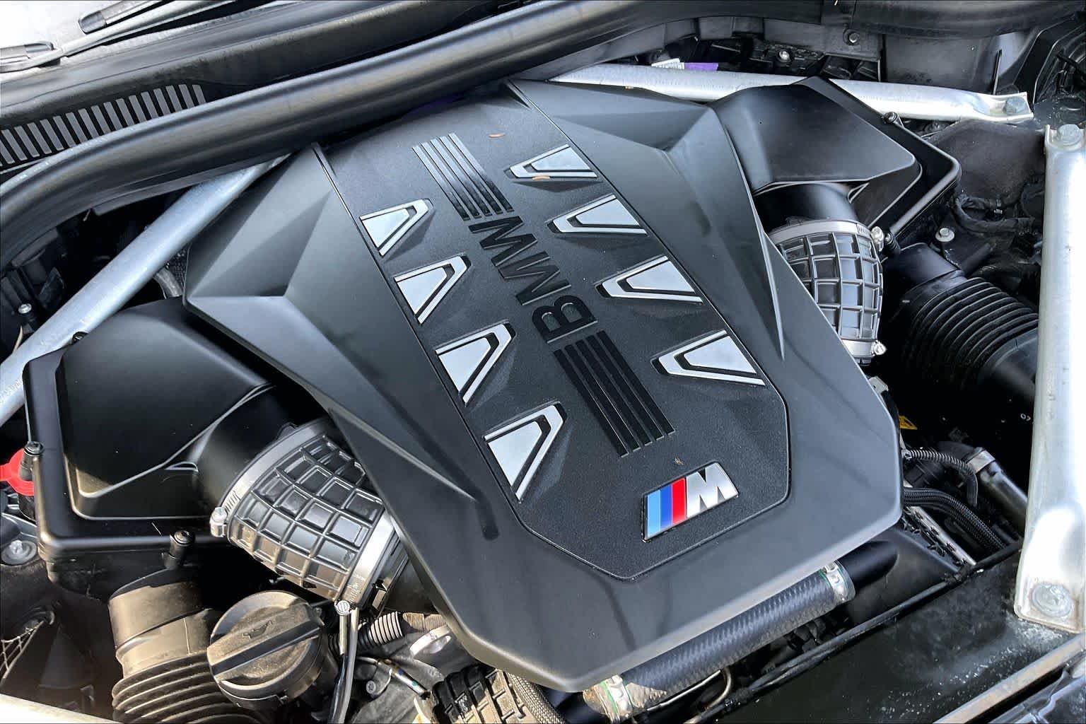 Used 2024 Frozen Pure Grey Metallic BMW M60i image 29