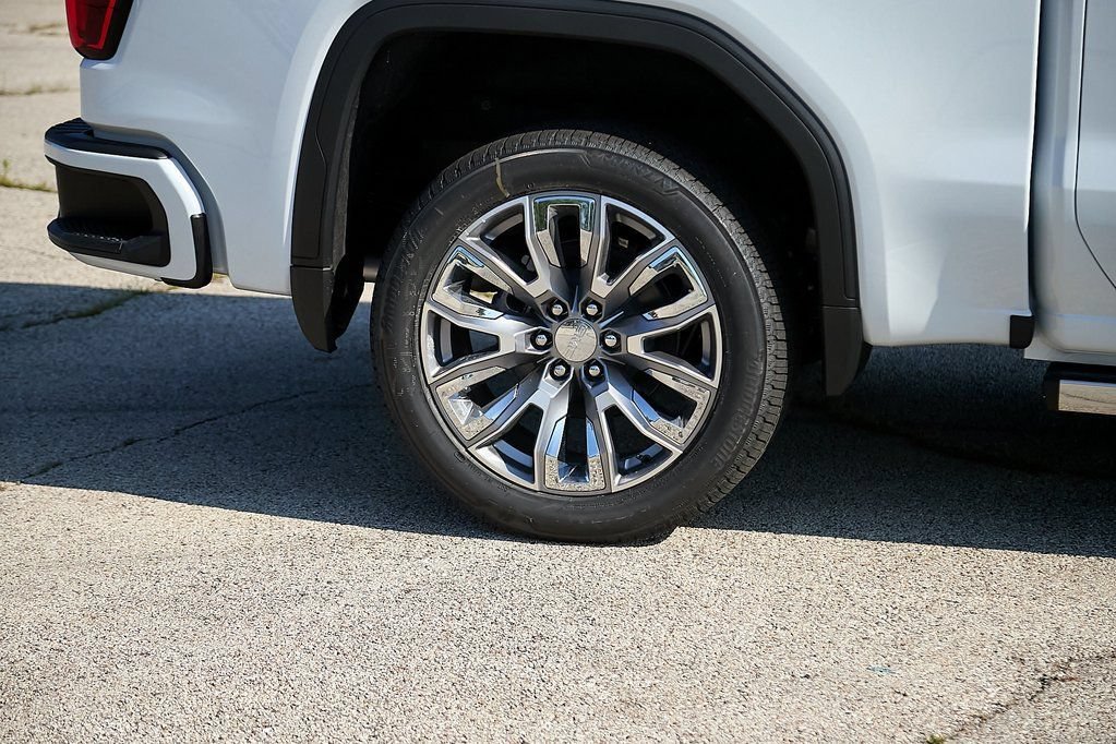 New 2026 Glacier White Tricoat GMC Denali image 14