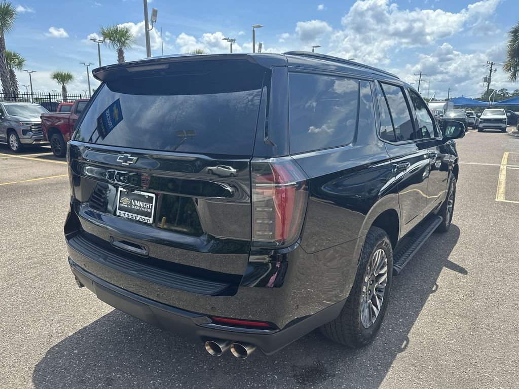 Used 2025 Black Chevrolet Z71 image 16