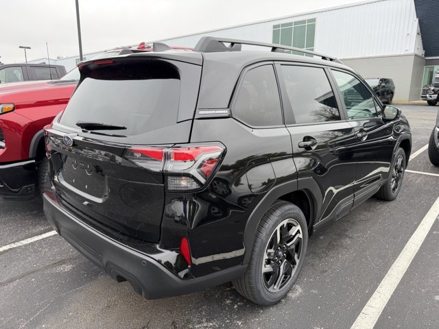 New 2026 CRYSTAL BLACK SILICA Subaru Limited image 35