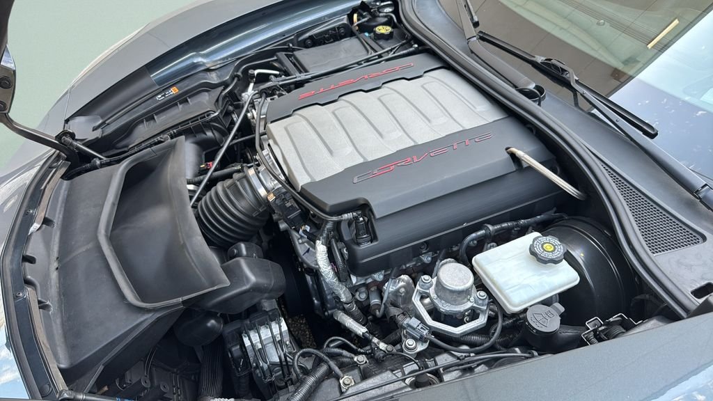 Used 2019 Gray Chevrolet Grand Sport image 29