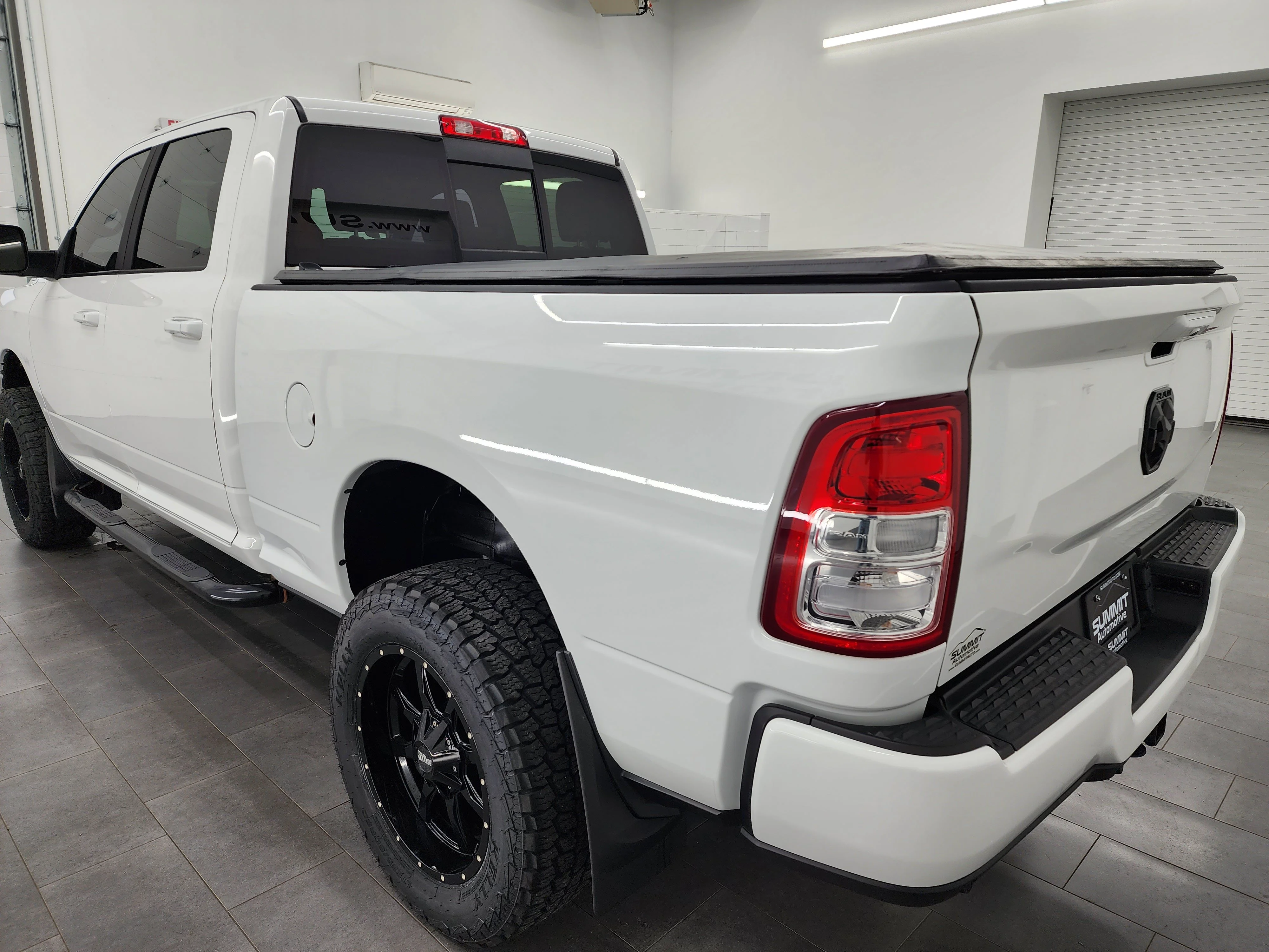 Used 2019 Bright White Clearcoat Ram Big Horn image 6