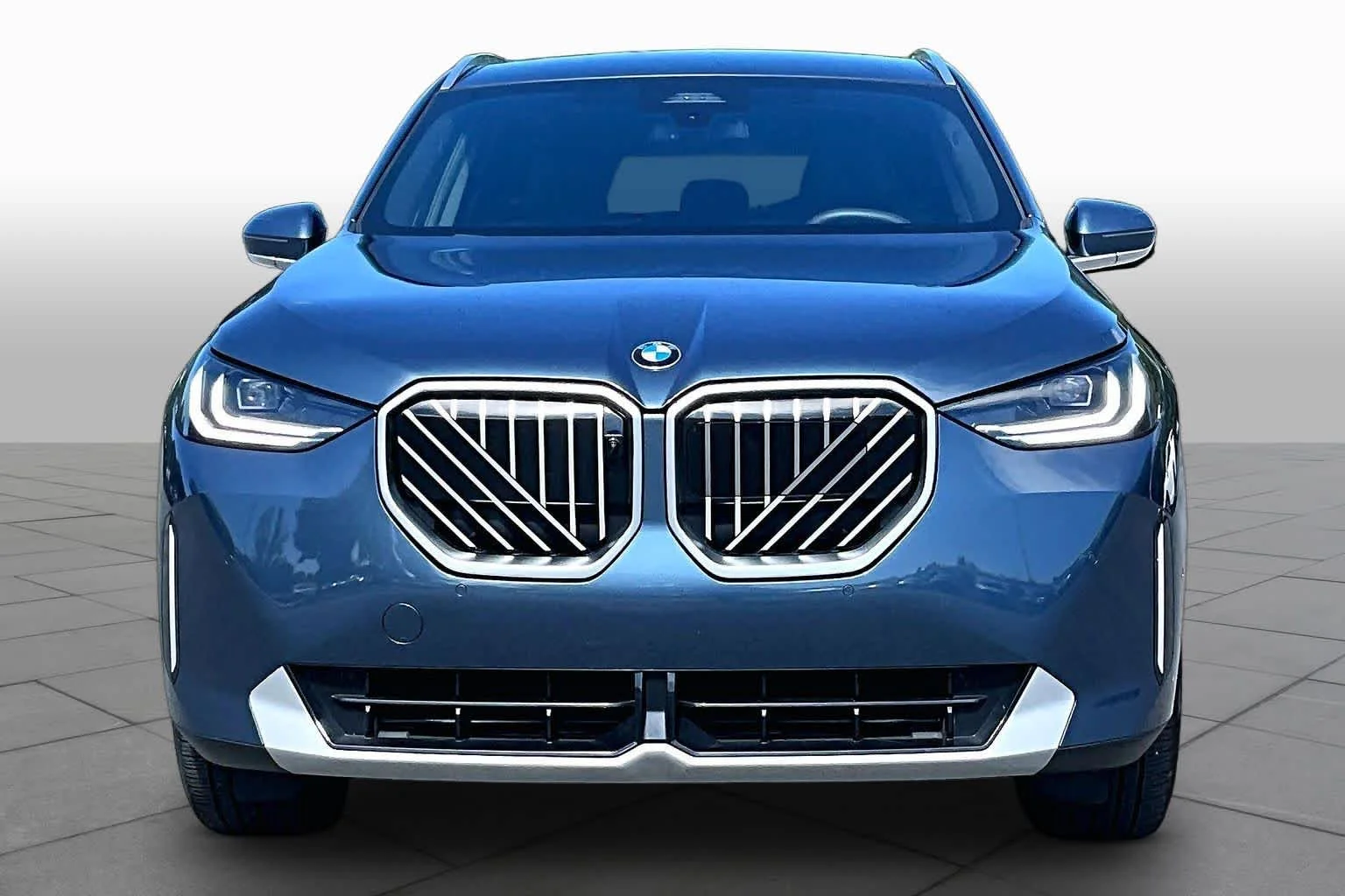 Used 2025 Arctic Race Blue Metallic BMW 30 xDrive image 4