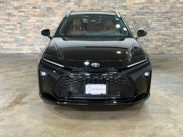 Used 2025 Black Toyota XLE image 34