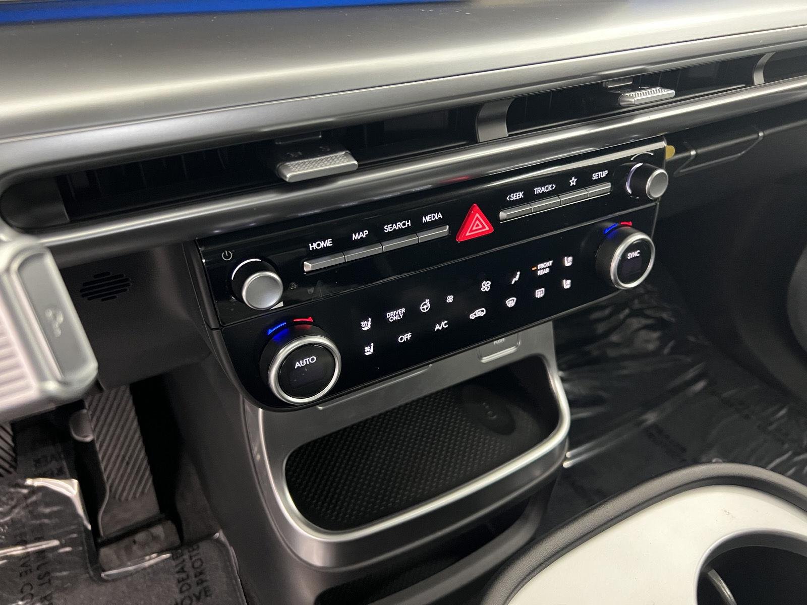 2026 Hyundai IONIQ 9 Performance Limited - Photo 17