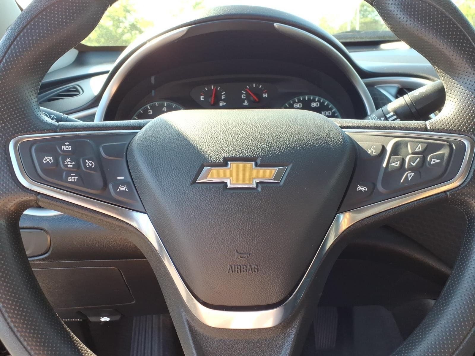 Used 2025 Mosaic Black Metallic Chevrolet LT image 26