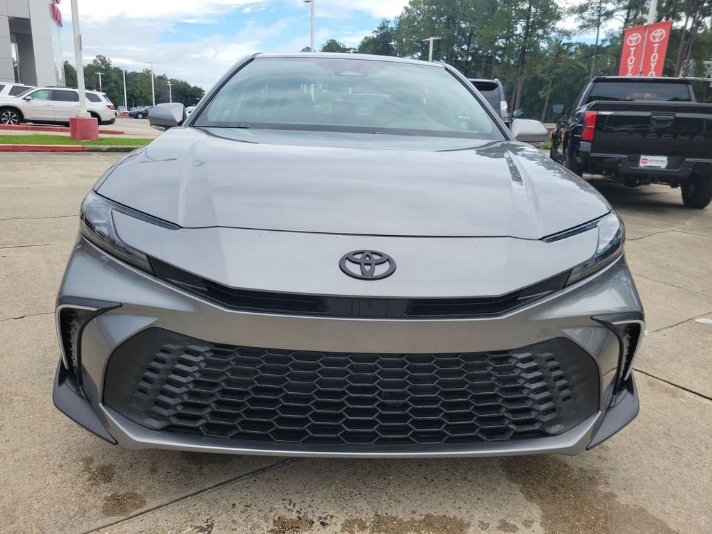 Used 2026  Toyota SE image 4