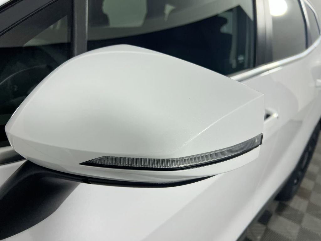 New 2026 Glacial White Pearl Kia EX image 12