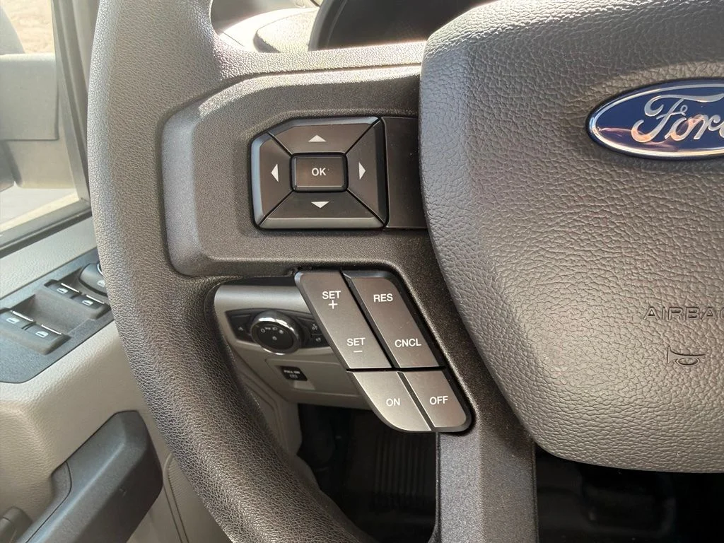 Used 2020 White Ford XL image 3