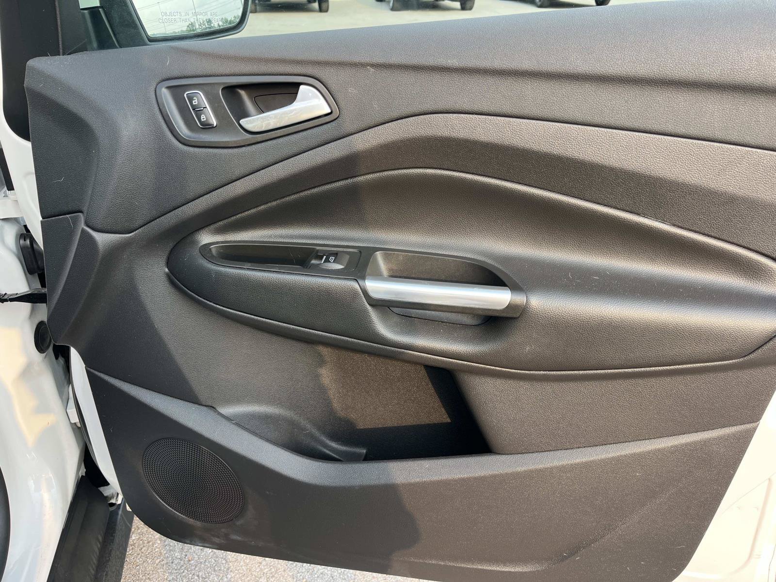 Used 2016 White Platinum Metallic Tri-Coat Ford SEL image 21