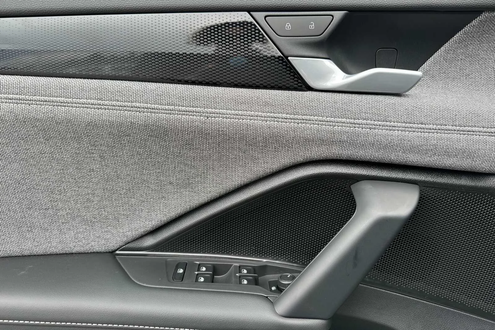 2026 Volkswagen Tiguan S - Photo 11