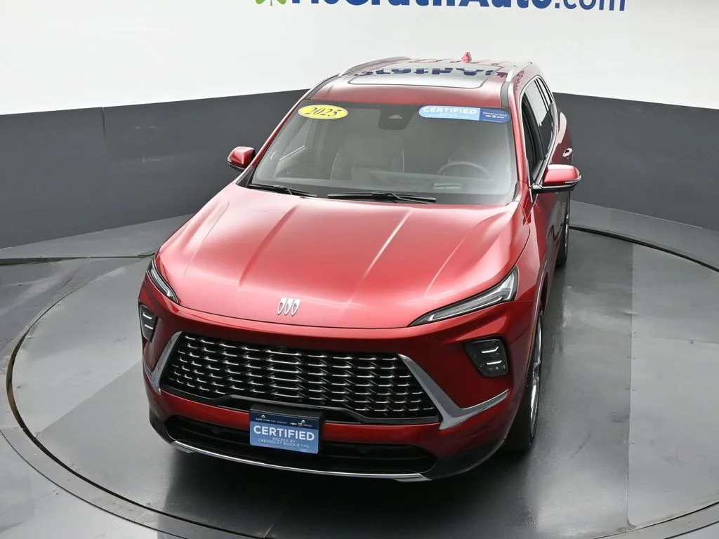 Certified Used 2025 Red Buick Avenir image 33