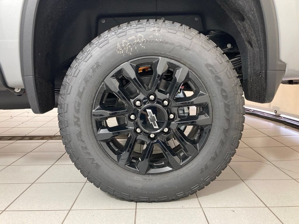 2026 Chevrolet Silverado 3500 HD LTZ - Photo 25