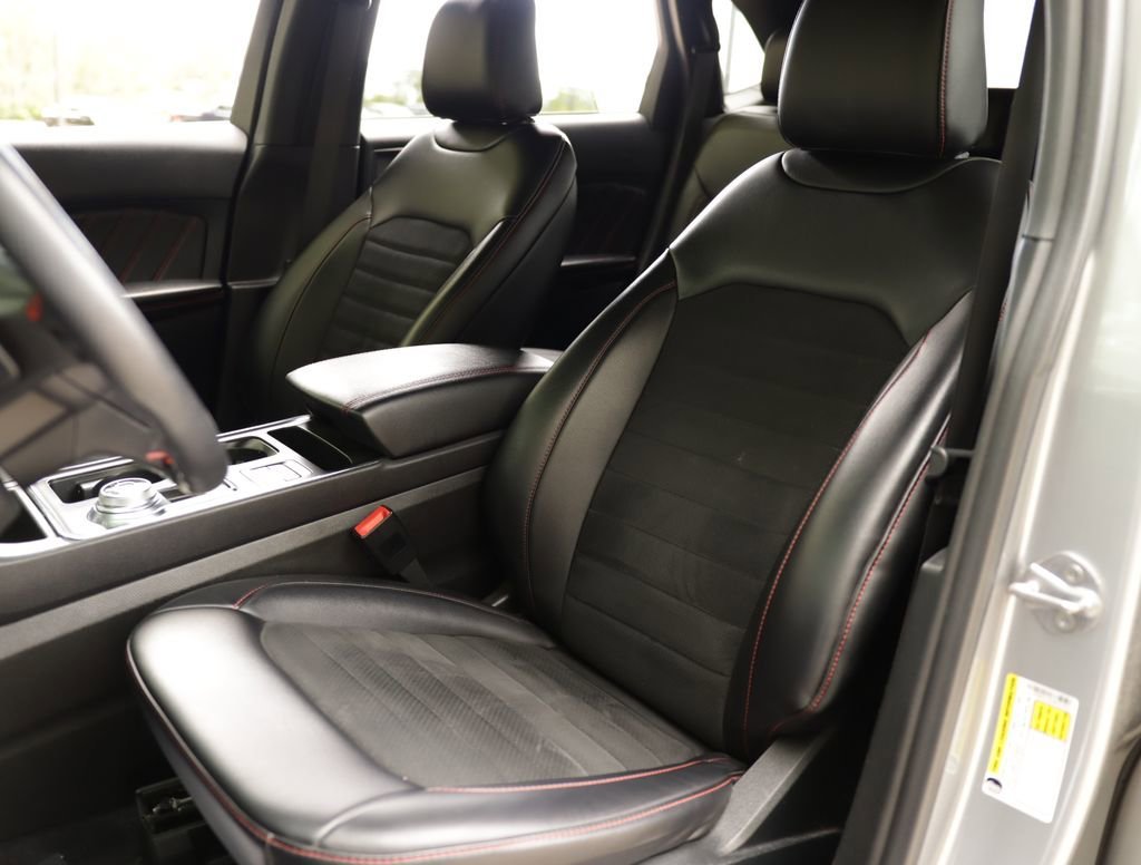 Used 2022 Silver Ford ST-Line image 22