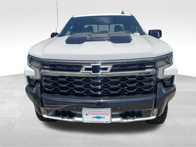 New 2026 Summit White Chevrolet ZR2 image 4