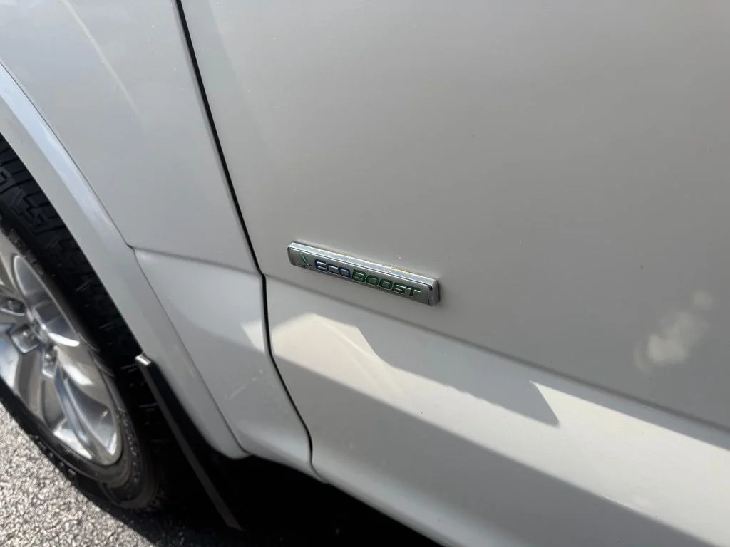 Certified Used 2017 White Platinum Tri-Coat Metallic Ford Platinum image 16