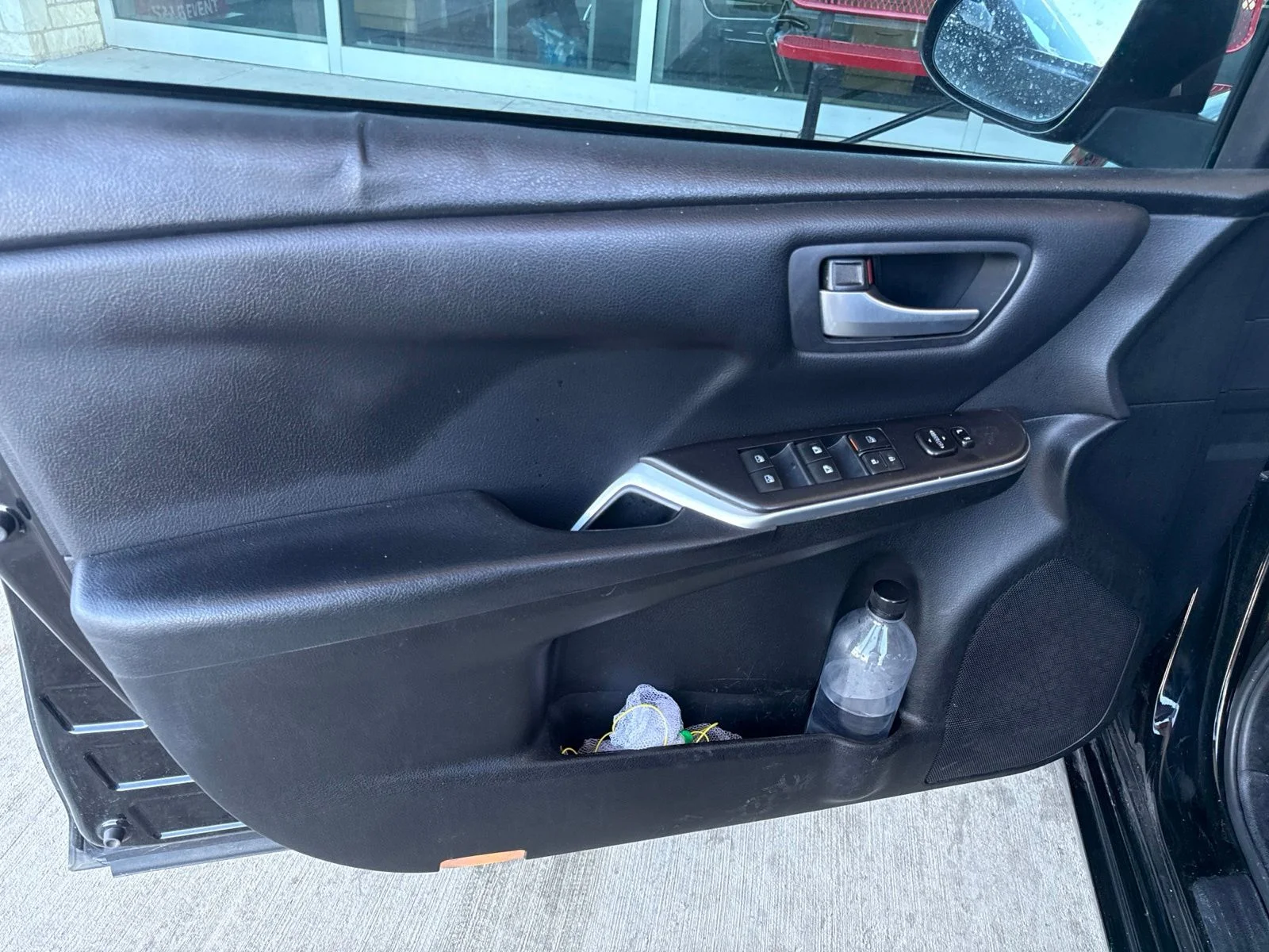 Used 2017 Black Toyota SE image 14
