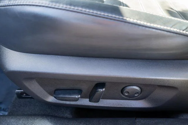 Used 2022 Black Mitsubishi  image 19