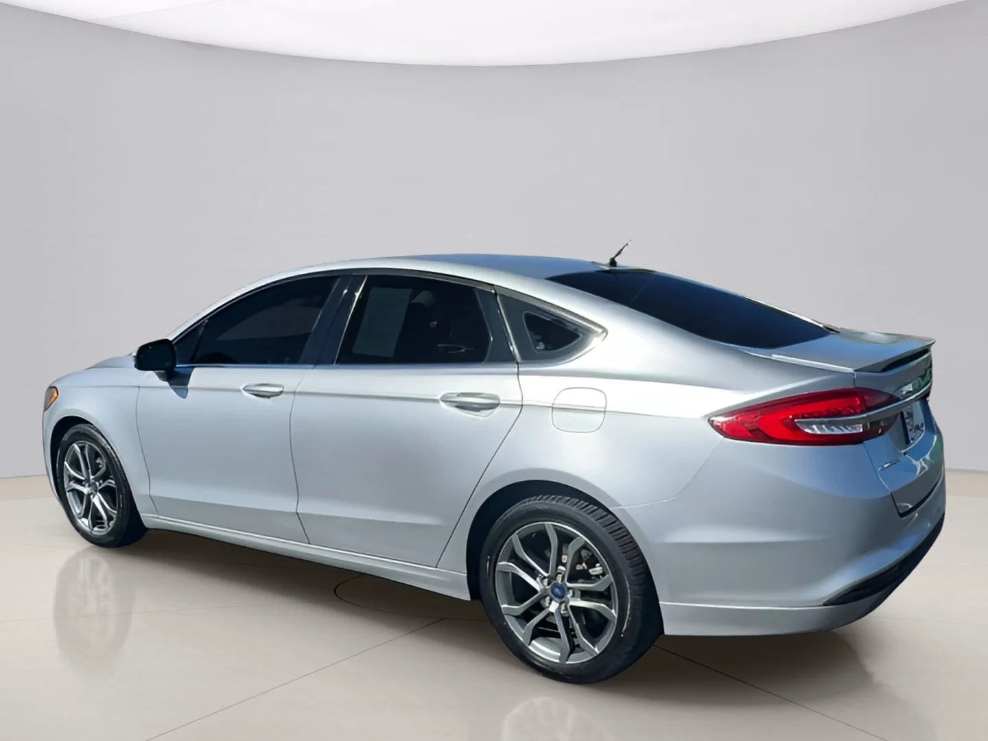 Used 2017 Silver Ford SE image 6
