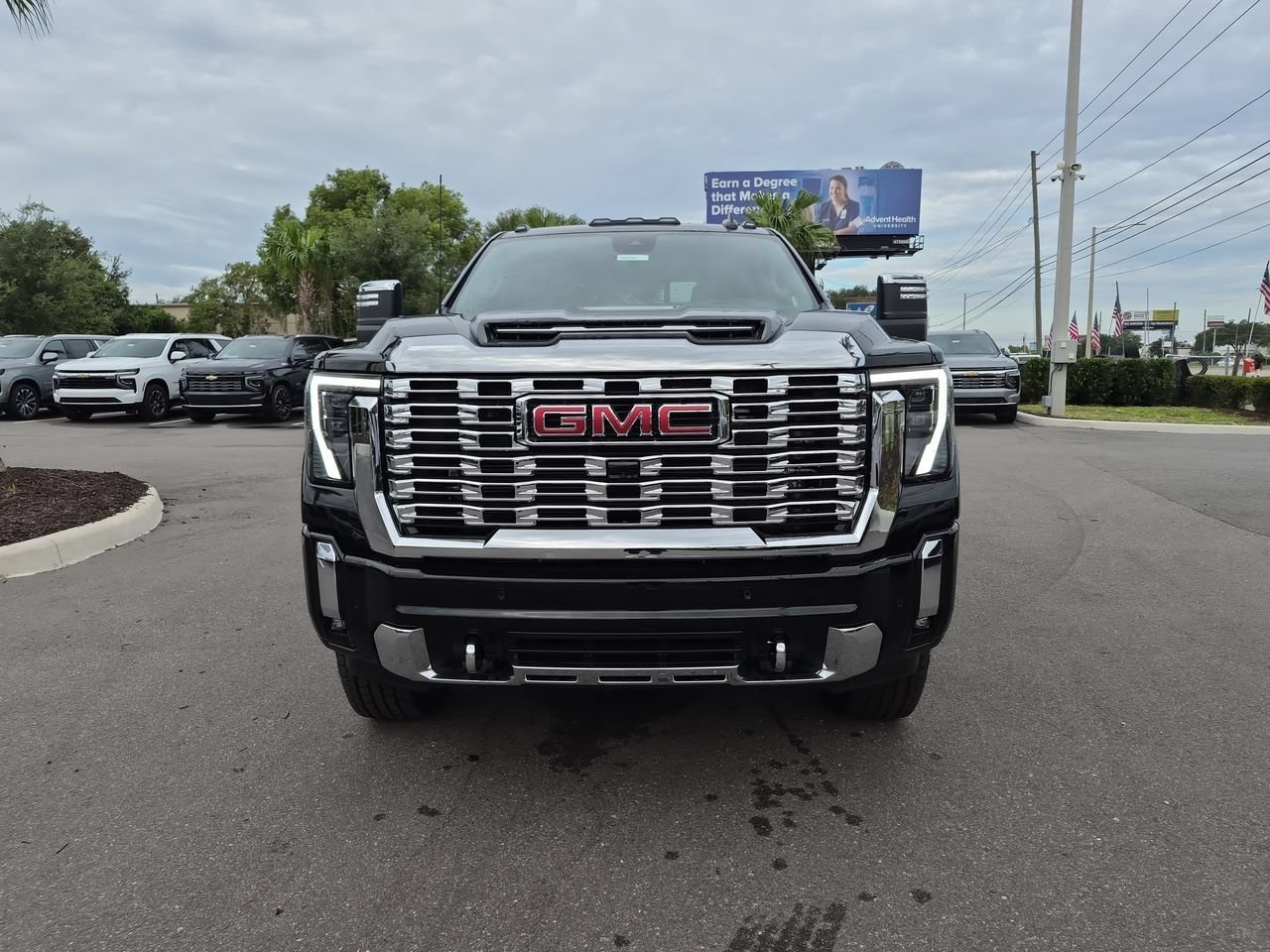 2026 GMC Sierra 2500HD Denali - Photo 3