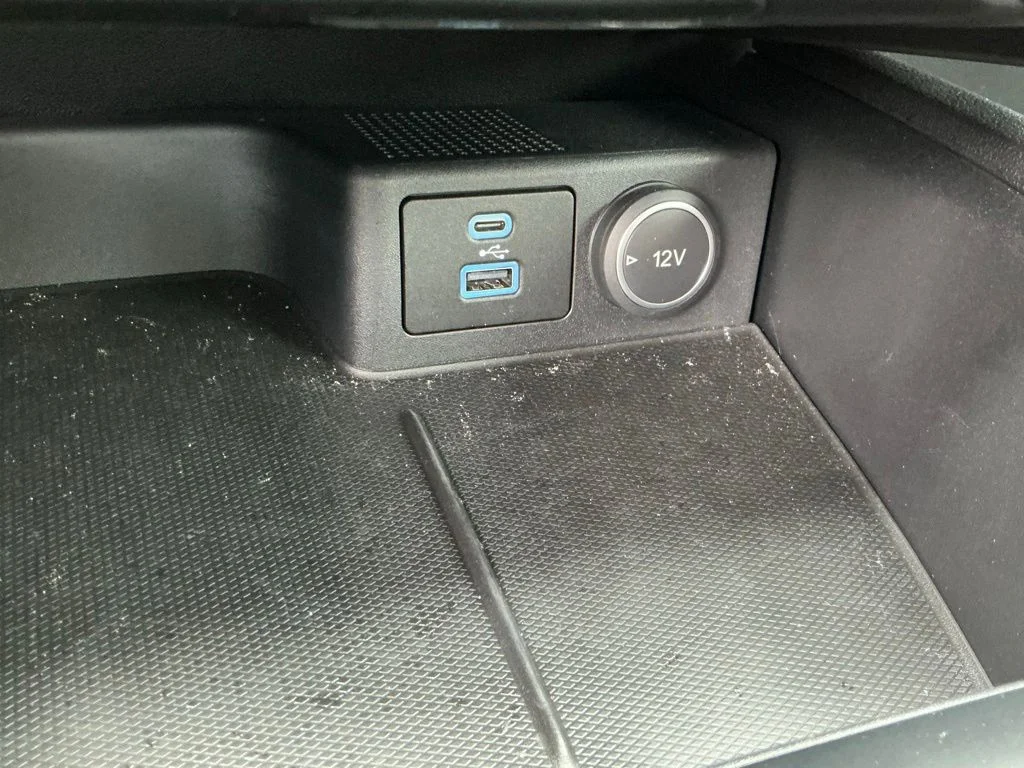 Used 2021 Gray Ford S image 29