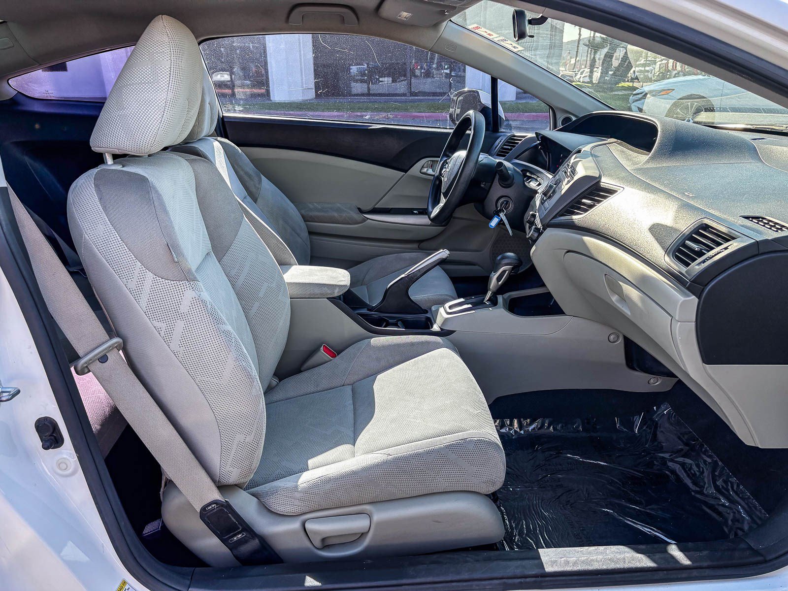 Used 2012 Taffeta White Honda LX image 14