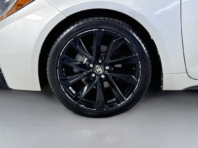 Used 2022 Classic Silver Metallic Toyota SE Nightshade image 34