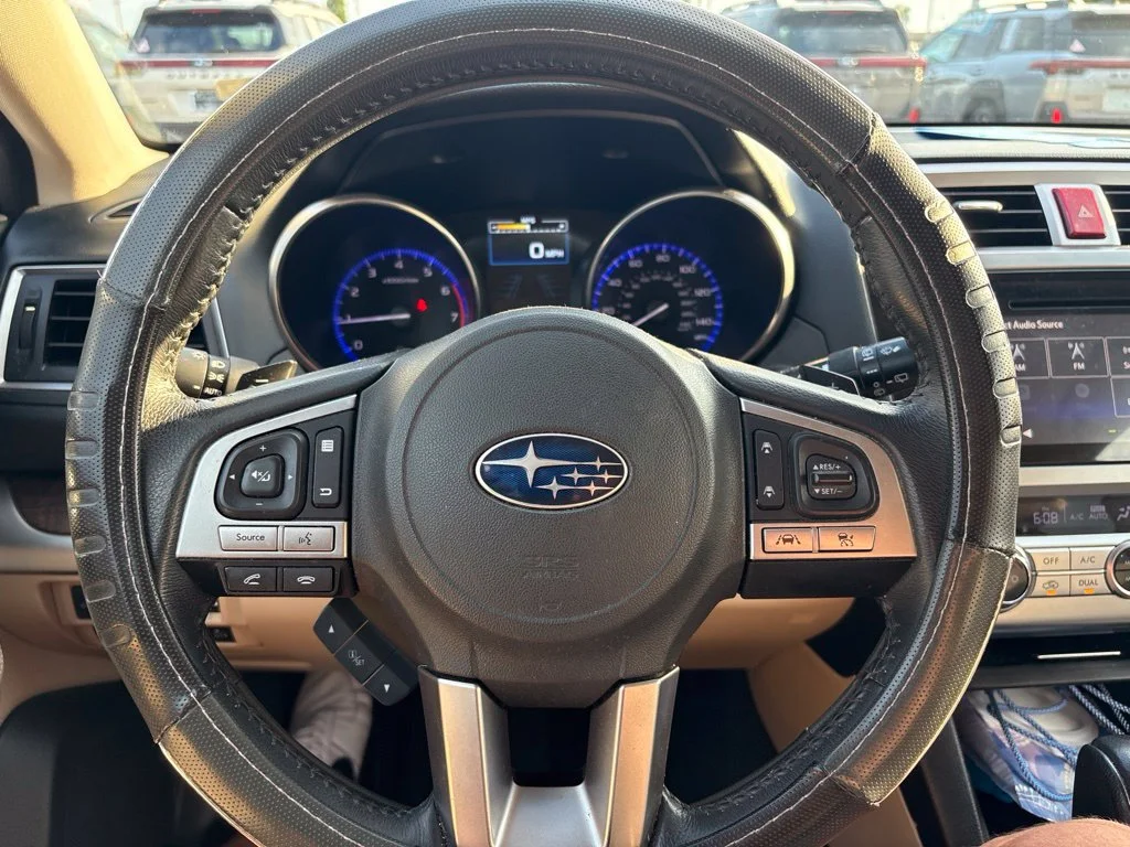 Used 2017 White Subaru 2.5i image 2