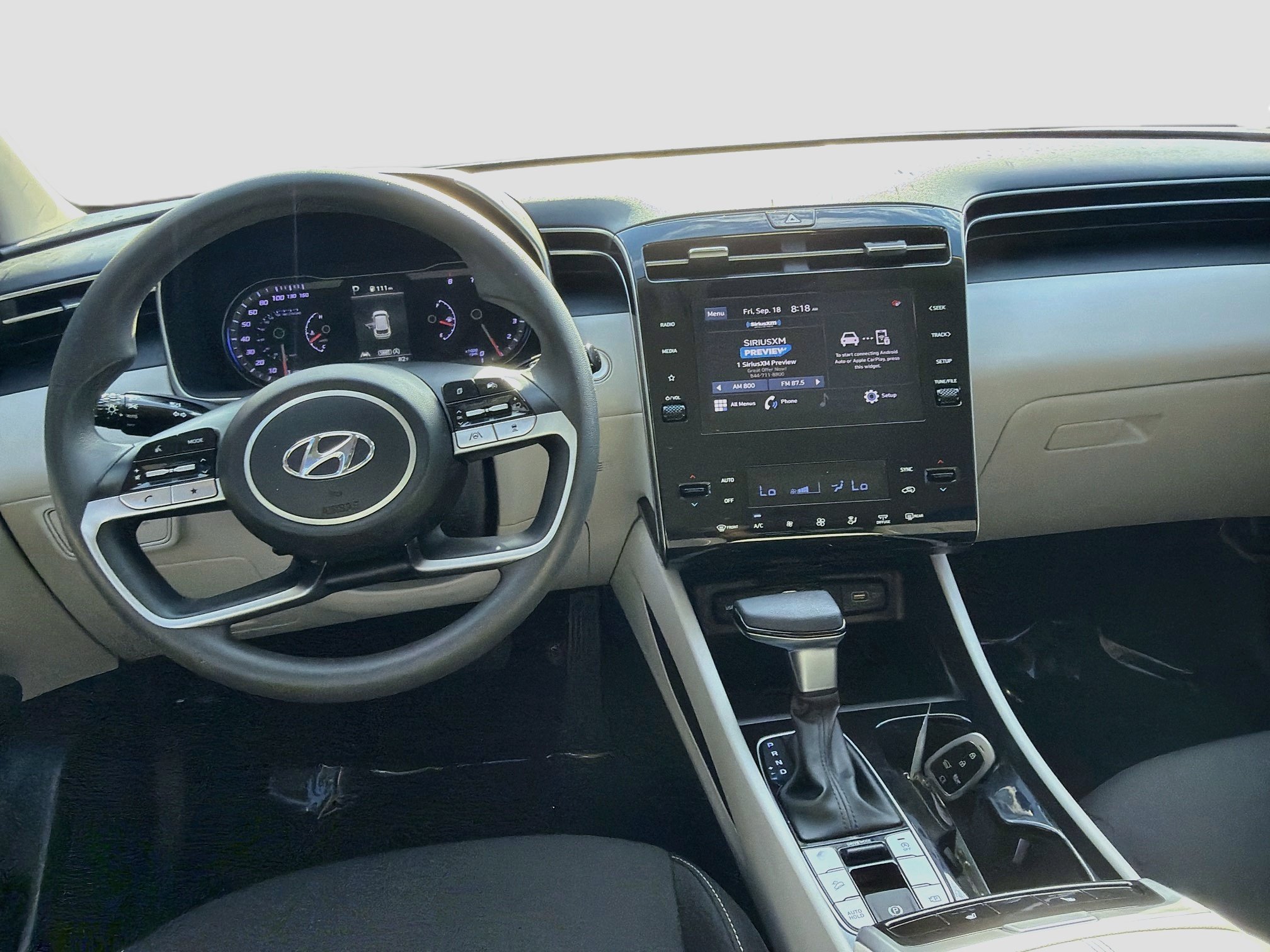 Used 2024 Hampton Gray Hyundai SEL image 19