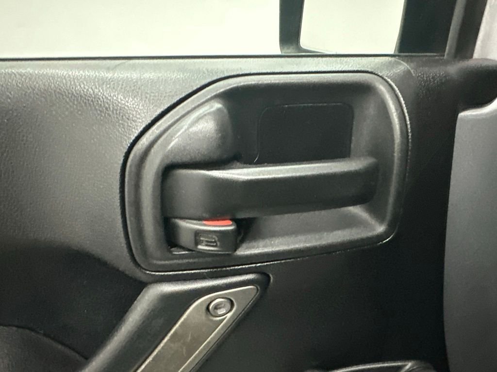 Used 2015 Silver Jeep Sport image 12