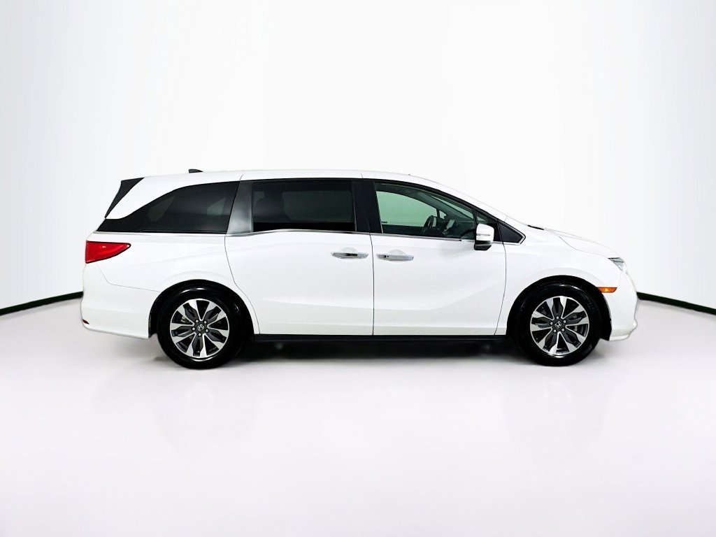 Certified Used 2023 Platinum White Pearl Honda EX-L image 9