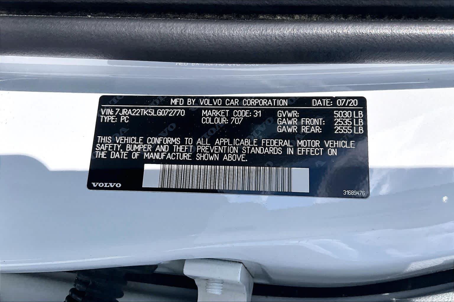 Used 2020 Crystal White Pearl Metallic Volvo Momentum image 32