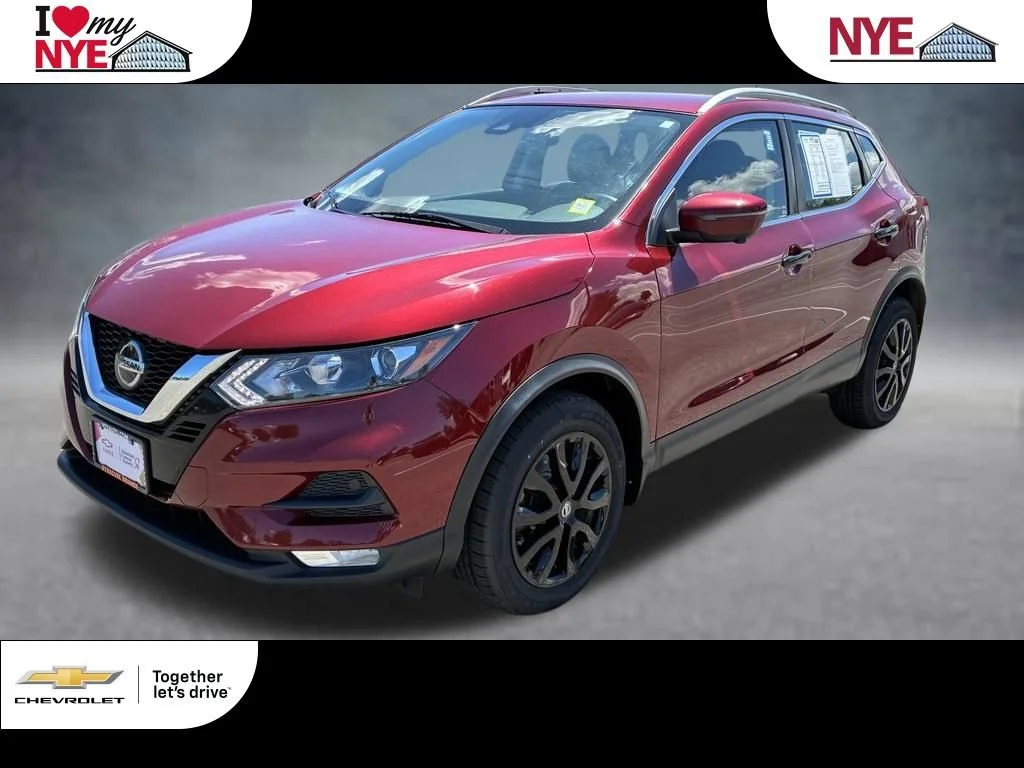 Used 2020 Scarlet Ember Tin Nissan SV image 1
