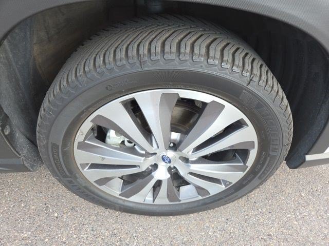 Used 2022 Crystal White Pearl Subaru Touring image 22