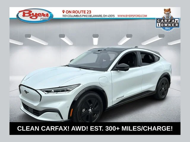 Used 2023 White Ford California Route 1 image 1