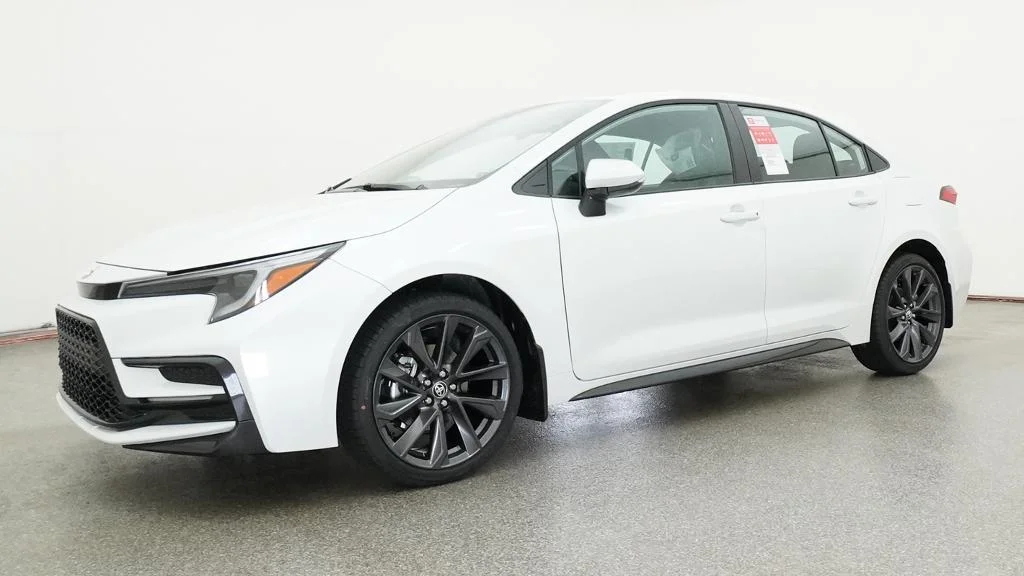 New 2026 Wind Chill Pearl Toyota SE image 6