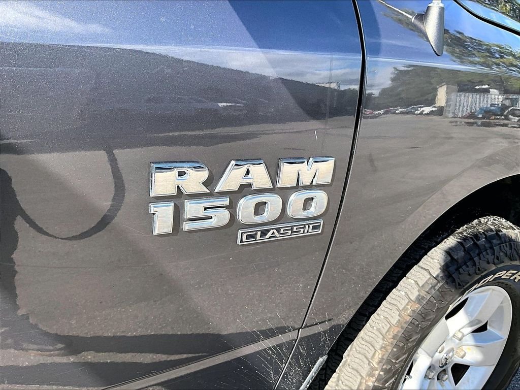 Used 2019 Granite Crystal Metallic Clearcoat Ram Express image 28