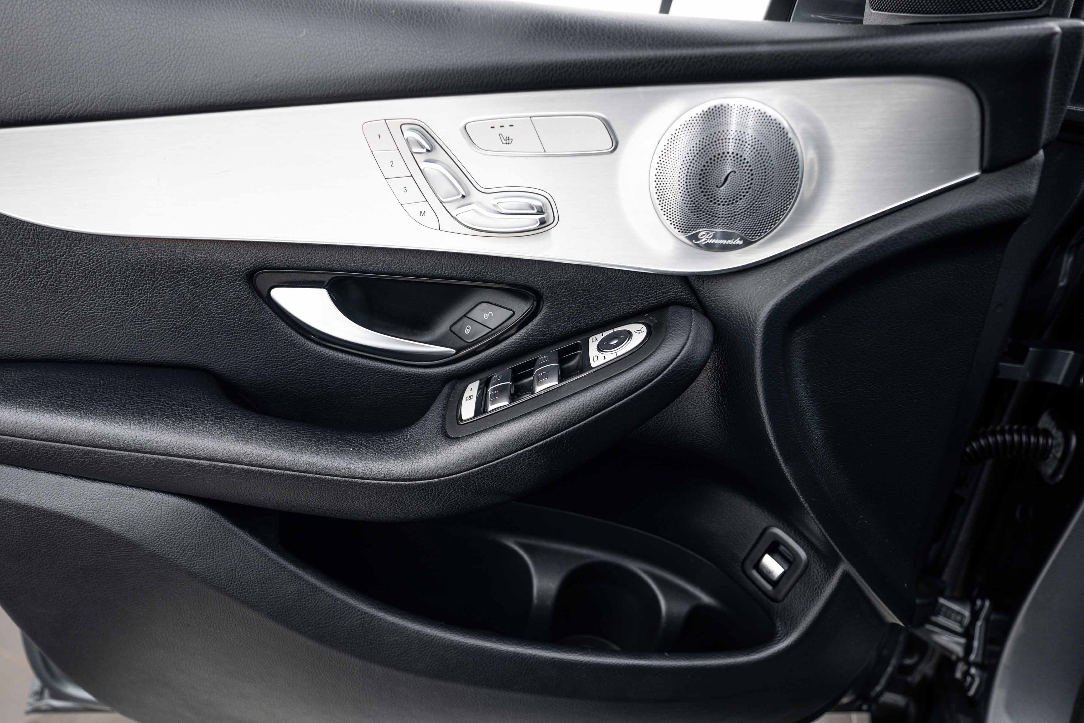 Used 2019 Selenite Grey Metallic Mercedes-Benz GLC 300 image 13