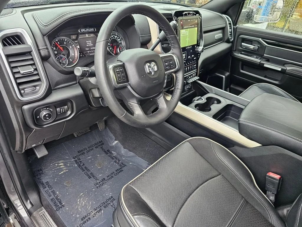 Used 2019  Ram Laramie image 19