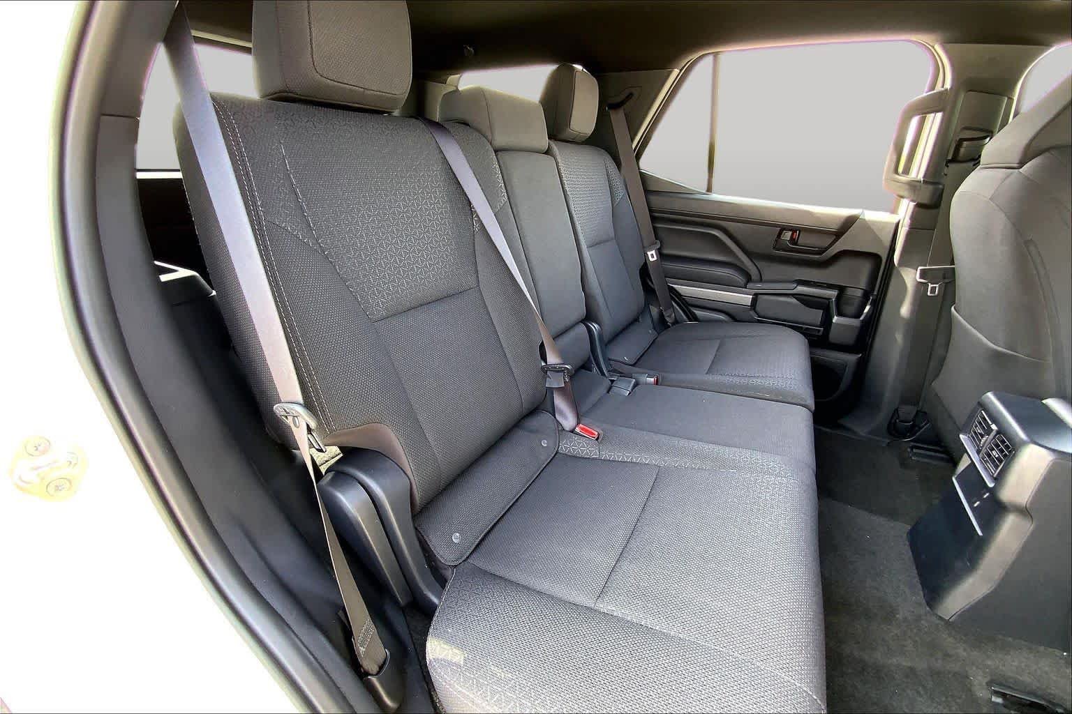 Used 2025 Ice Cap Toyota SR5 image 19