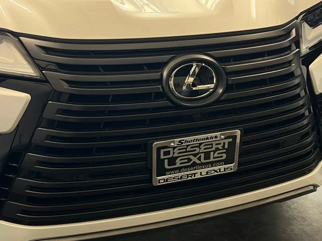 Used 2023 Eminent White Pearl Lexus 600 Premium image 17