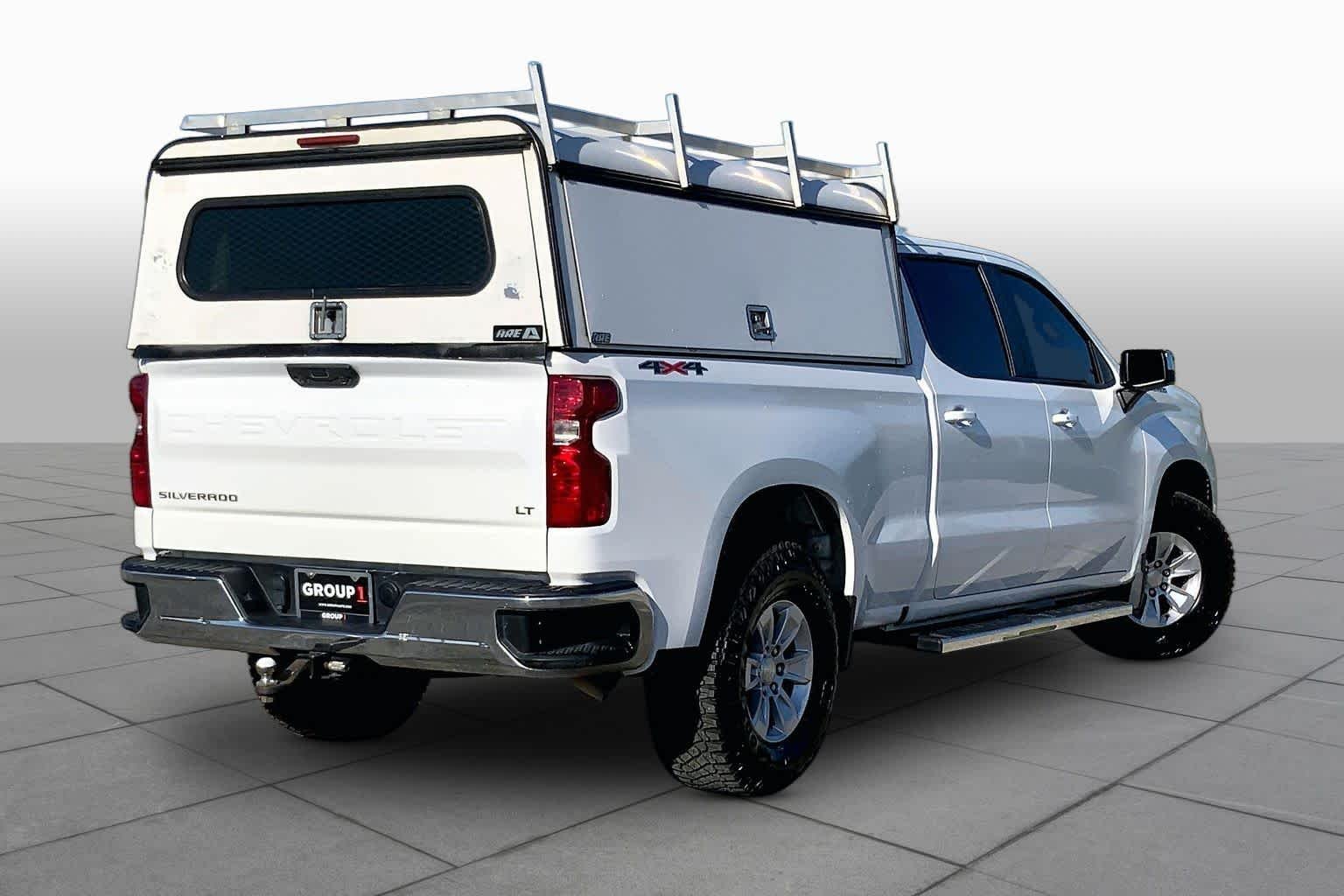 Used 2023 Summit White Chevrolet LT image 13