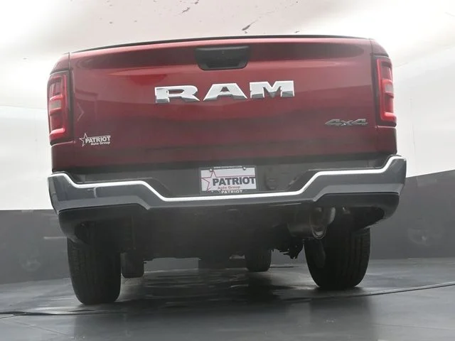 New 2026 Molten Red Pearl-Coat Exterior Paint RAM Tradesman image 41