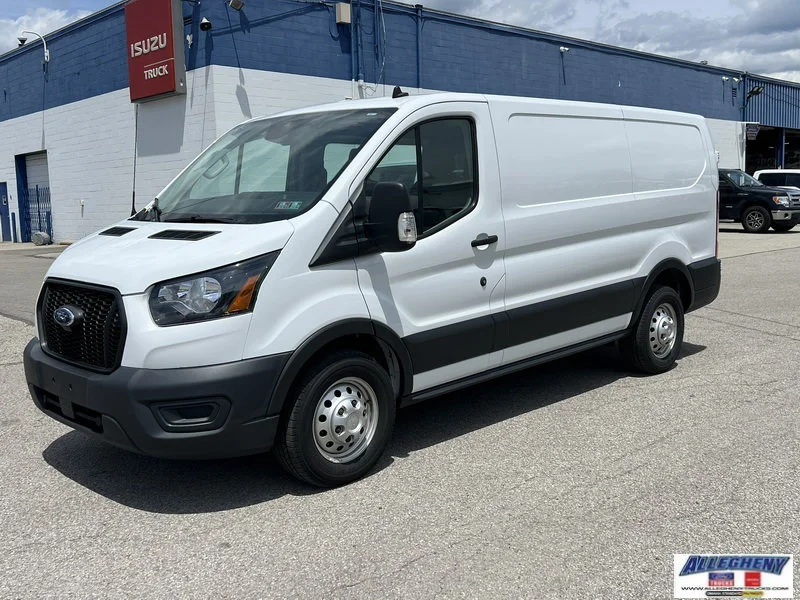 Used 2021 WHI/White Ford  image 1
