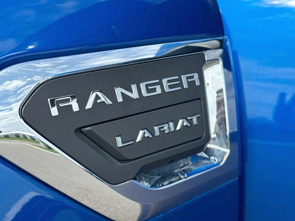 Certified Used 2020 Lightning Blue Metallic Ford Lariat image 19