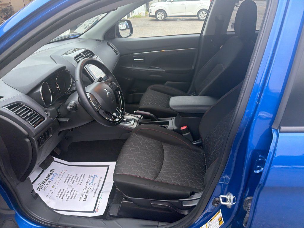 Used 2026 Blue Mitsubishi 2.0 LE image 13