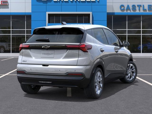 2027 Chevrolet Bolt LT - Photo 4