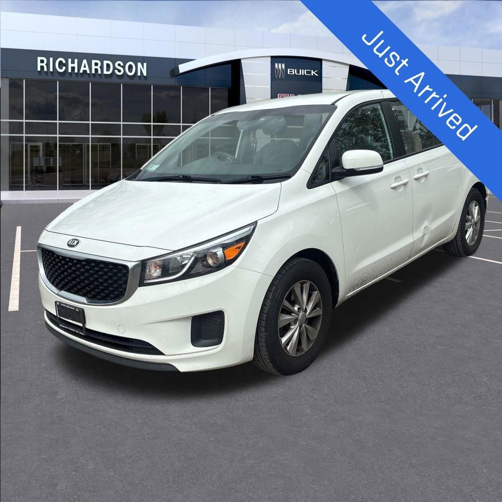 2017 Kia Sedona L's photo